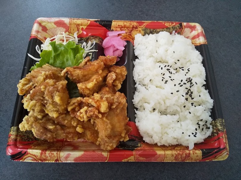 トライアルカンパニー「唐揚げ弁当」3