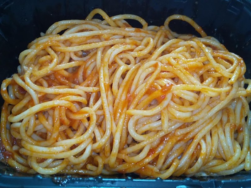 セブンイレブン「大盛トマトチーズパスタ」4