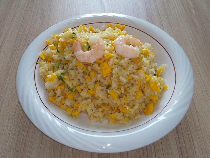 ニチレイフーズ「たっぷり卵のえび炒飯」4
