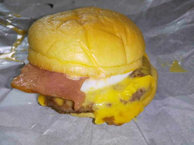 マクドナルド「とろ旨すき焼き月見」2