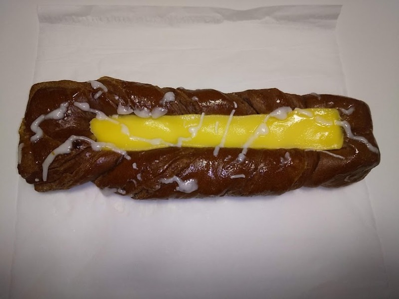 YKベーキングカンパニー「チョコローレル」3