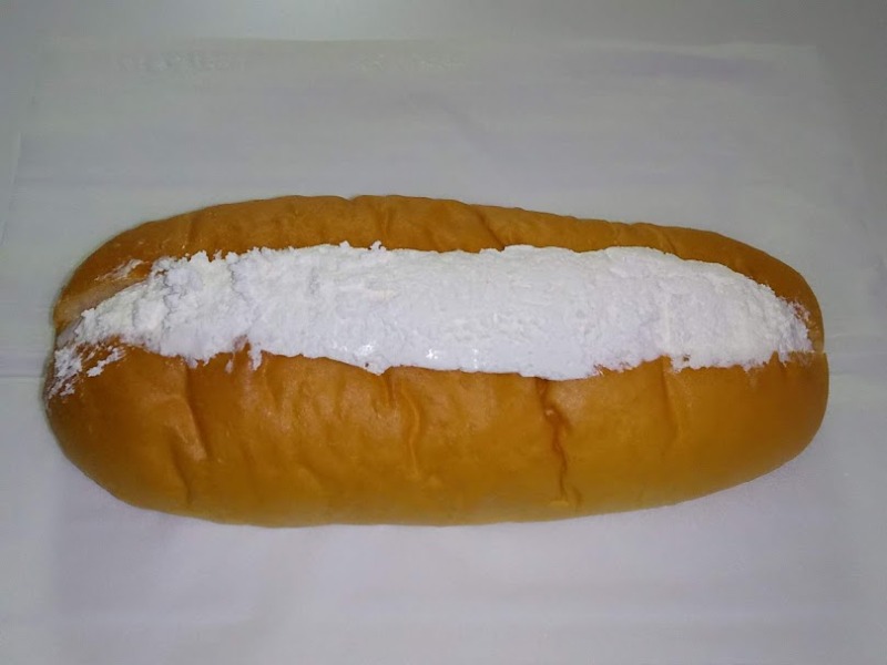 Pasco「たっぷりホイップロール」3