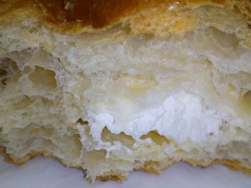 山崎製パン「ミルクホイップデニッシュ」4