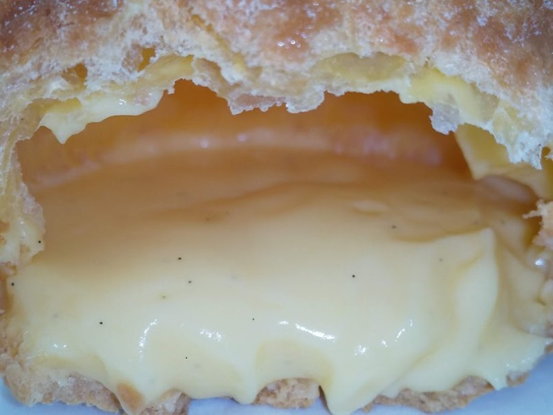 山崎製パン「クッキーシュー（カスタードクリーム）」4