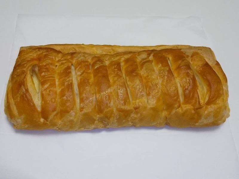 山崎製パン「ずっしりデニッシュ（チーズカスタードクリーム）」3