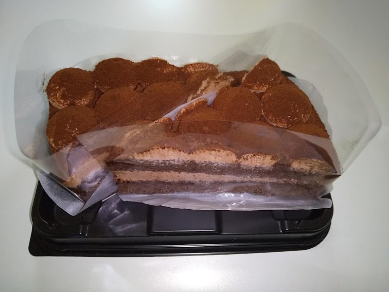 イーストナイン「濃厚ガナッシュケーキ」3