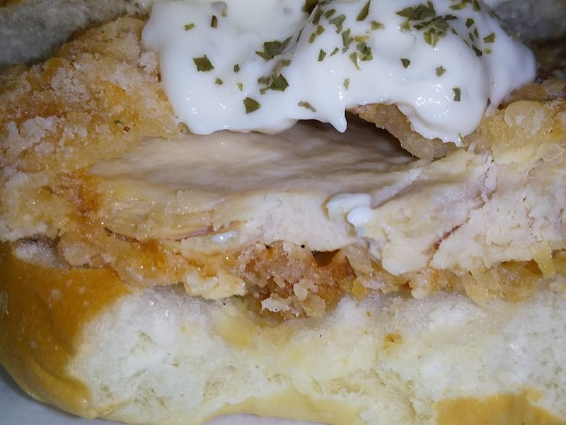 万代「チキン竜田バーガー」4