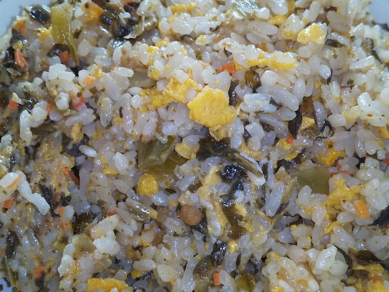 ニチレイフーズ「国産素材の高菜炒飯」6